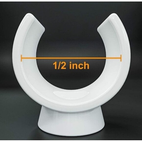 Bag of 1/2 inch PVC water pipe clamps - Picture 3 of 4